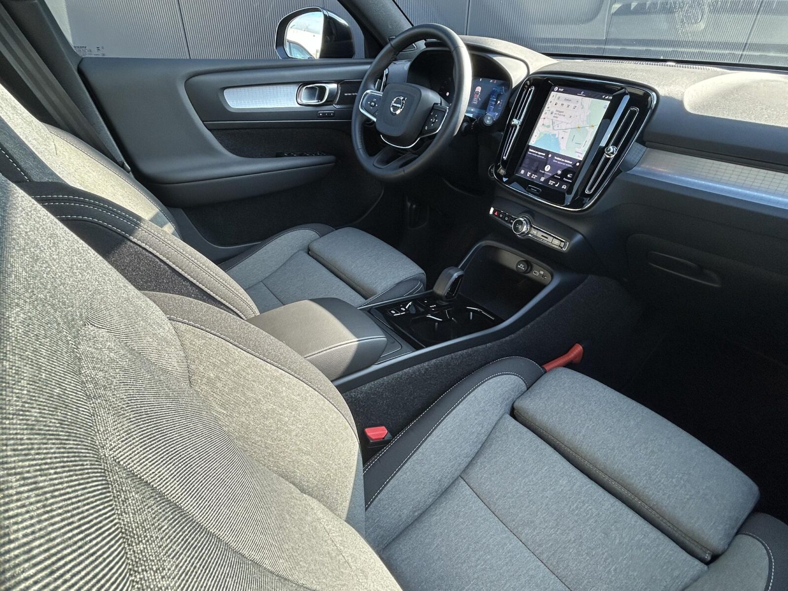 Volvo XC40 - Foto 17