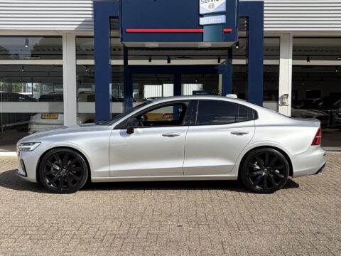 Volvo S60 2.0 T4 R-Design