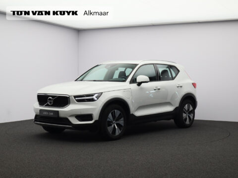 Volvo XC40 T5 Twin Engine Momentum Pro