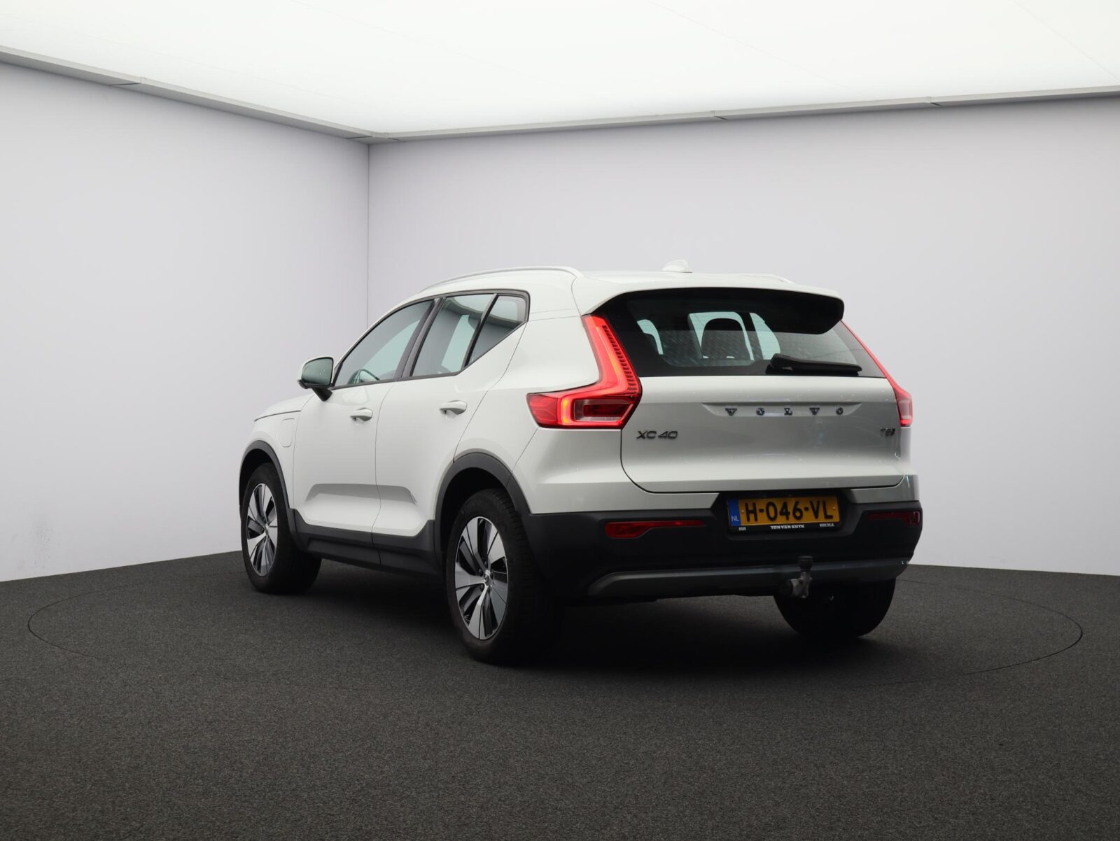 Volvo XC40 - Foto 25