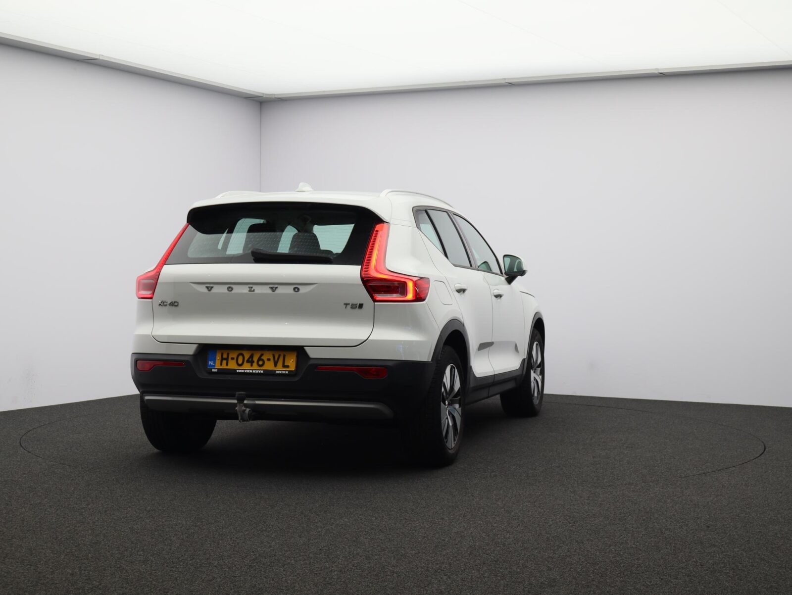 Volvo XC40 - Foto 27