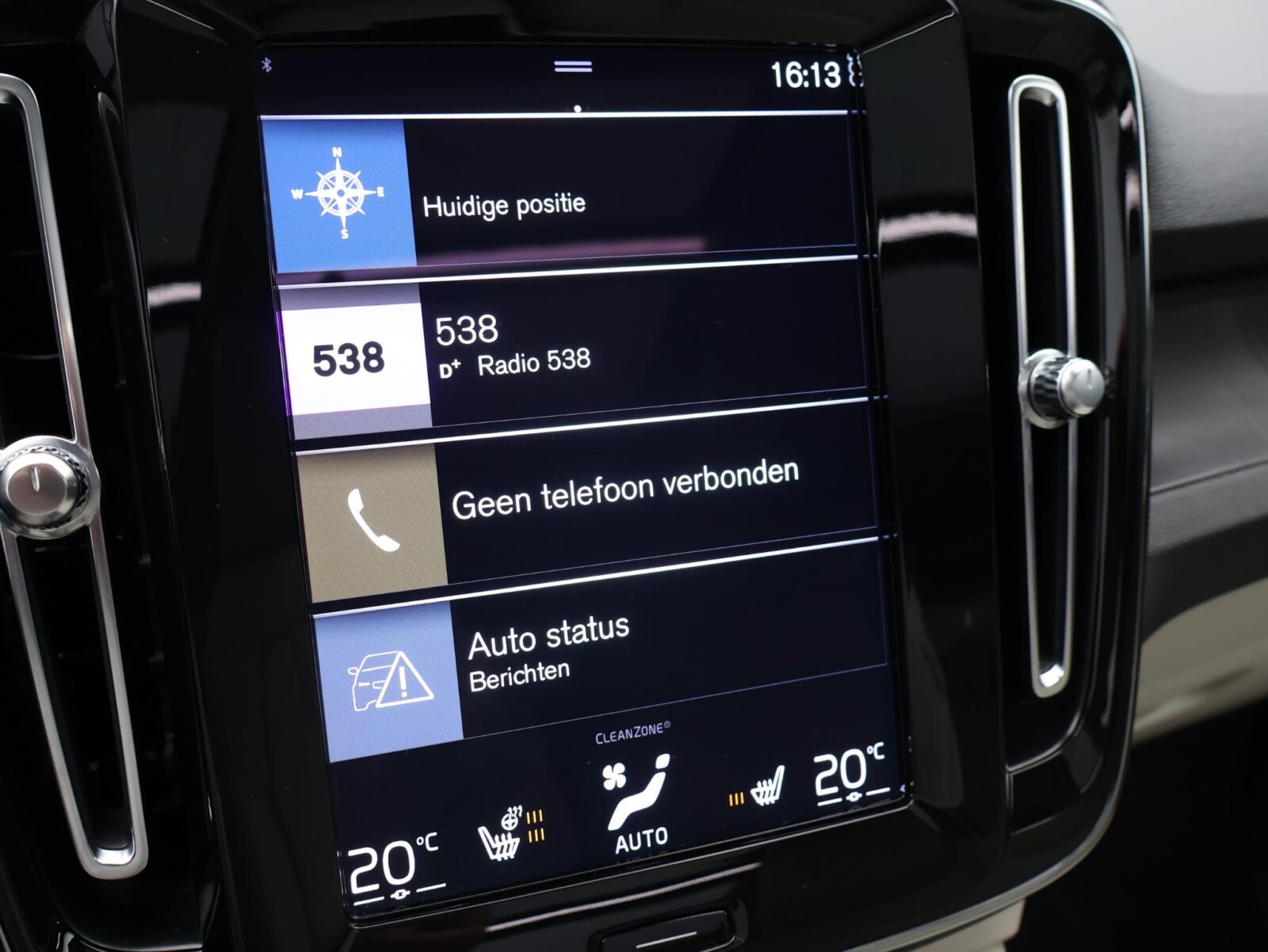 Volvo XC40 - Foto 11
