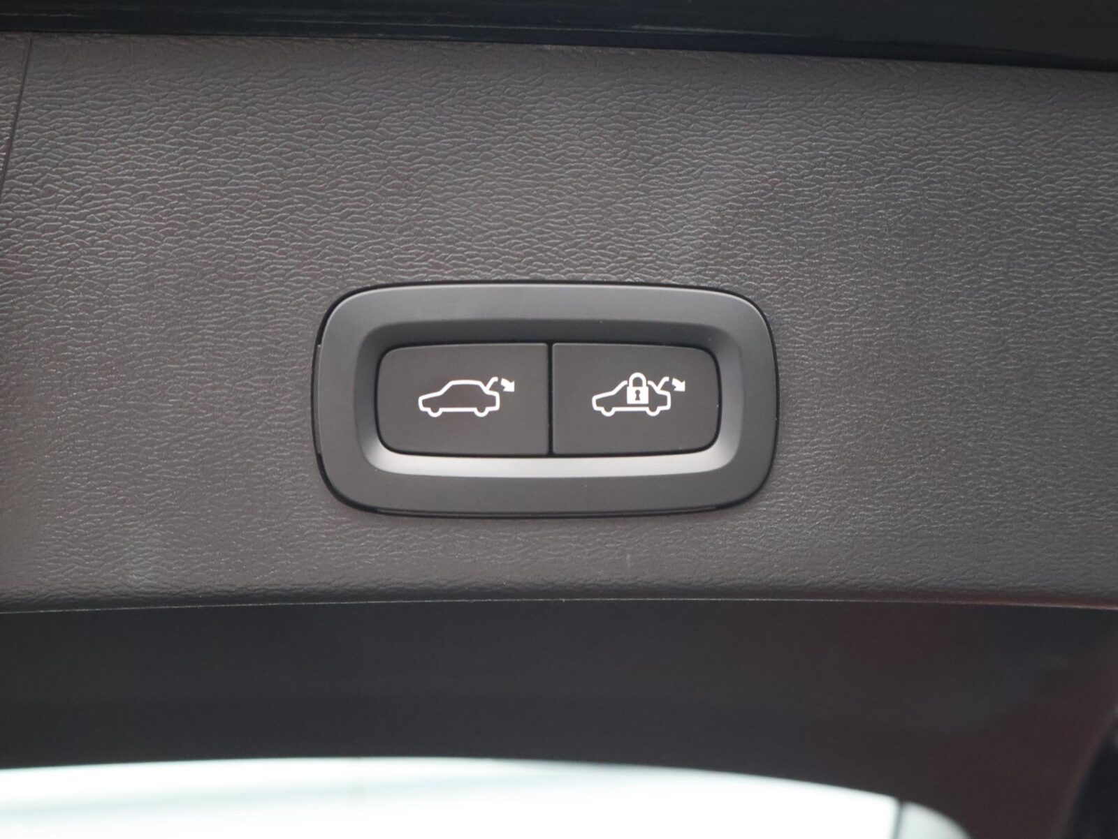 Volvo XC40 - Foto 16