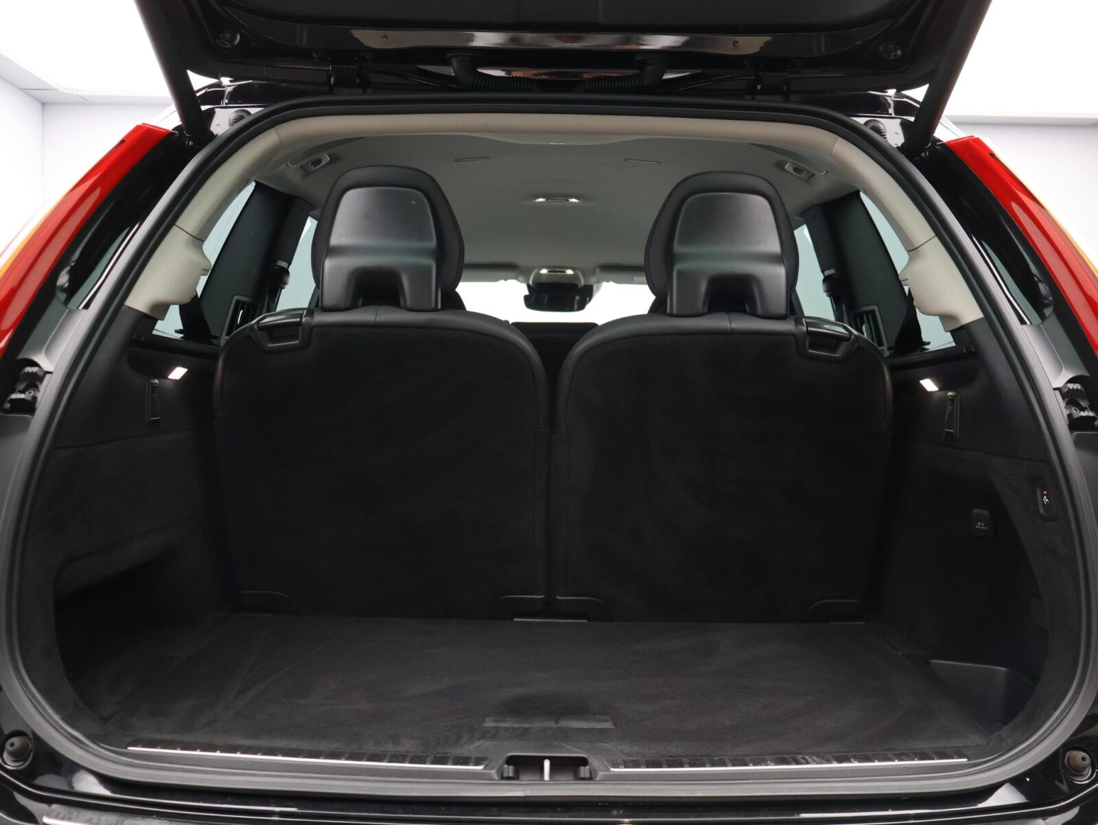 Volvo XC90 - Foto 21