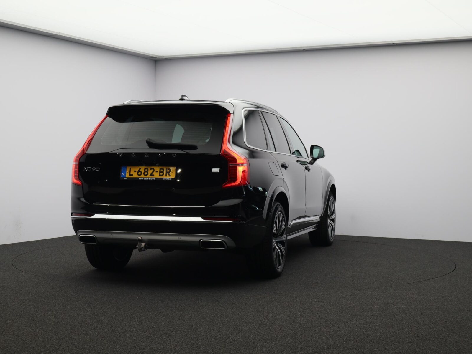 Volvo XC90 - Foto 31
