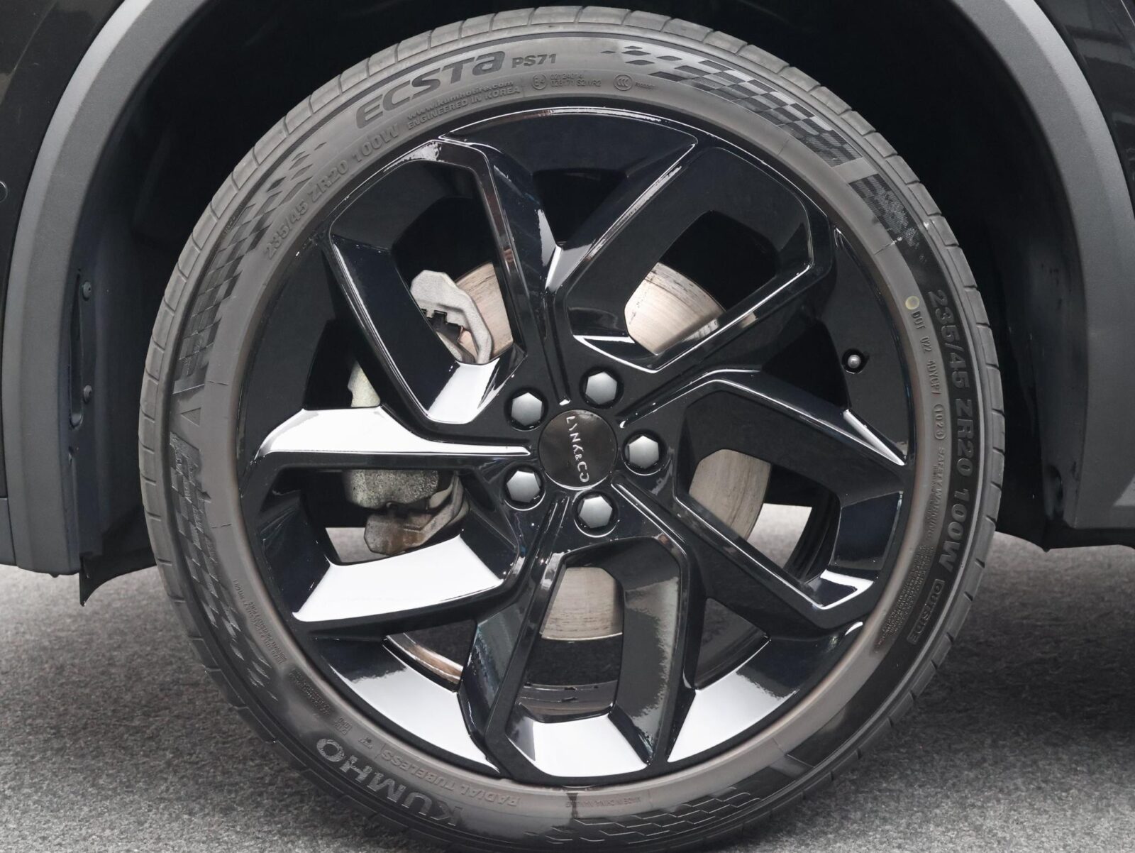 Lynk & Co 01 - Foto 10
