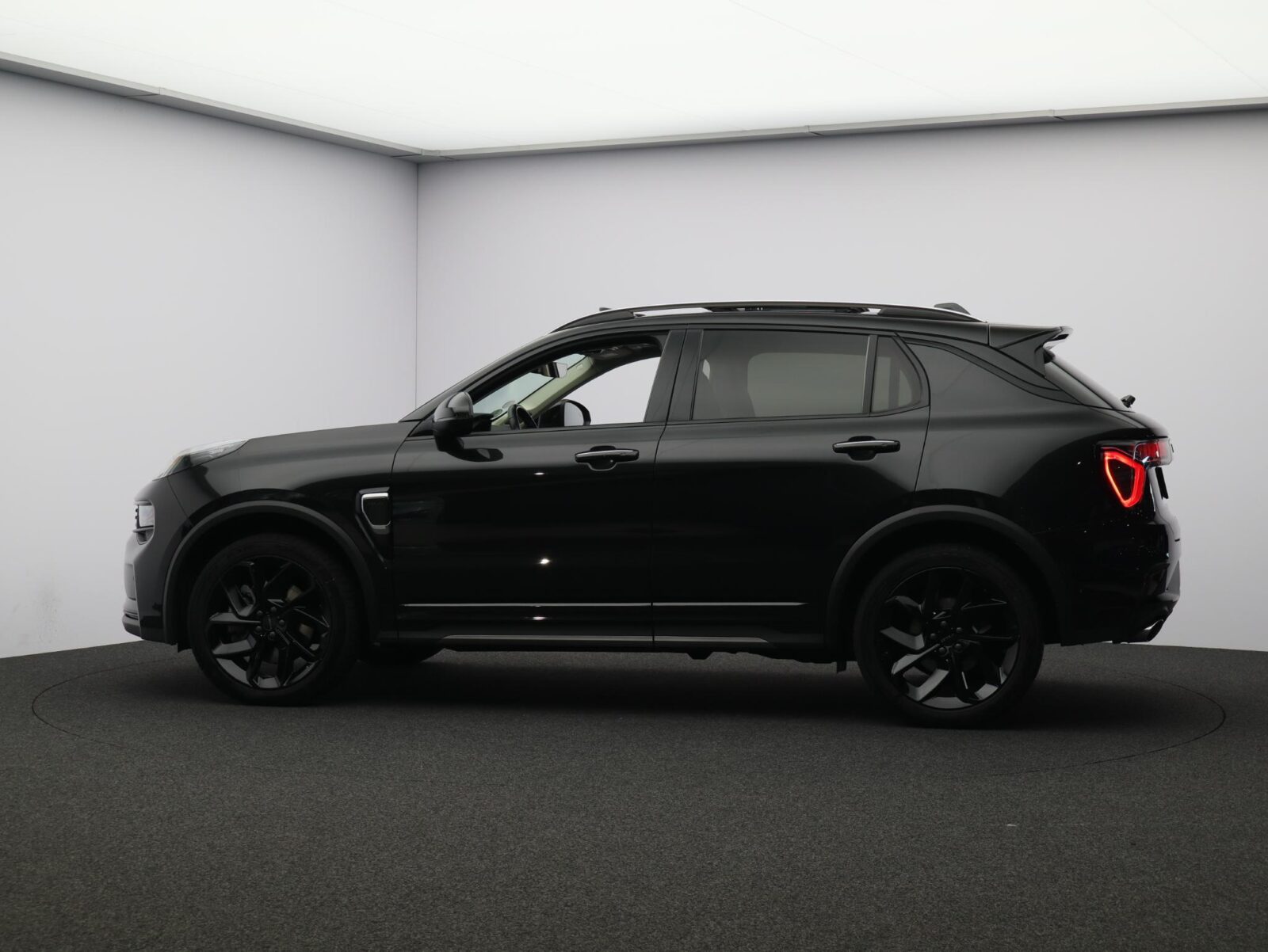 Lynk & Co 01 - Foto 28