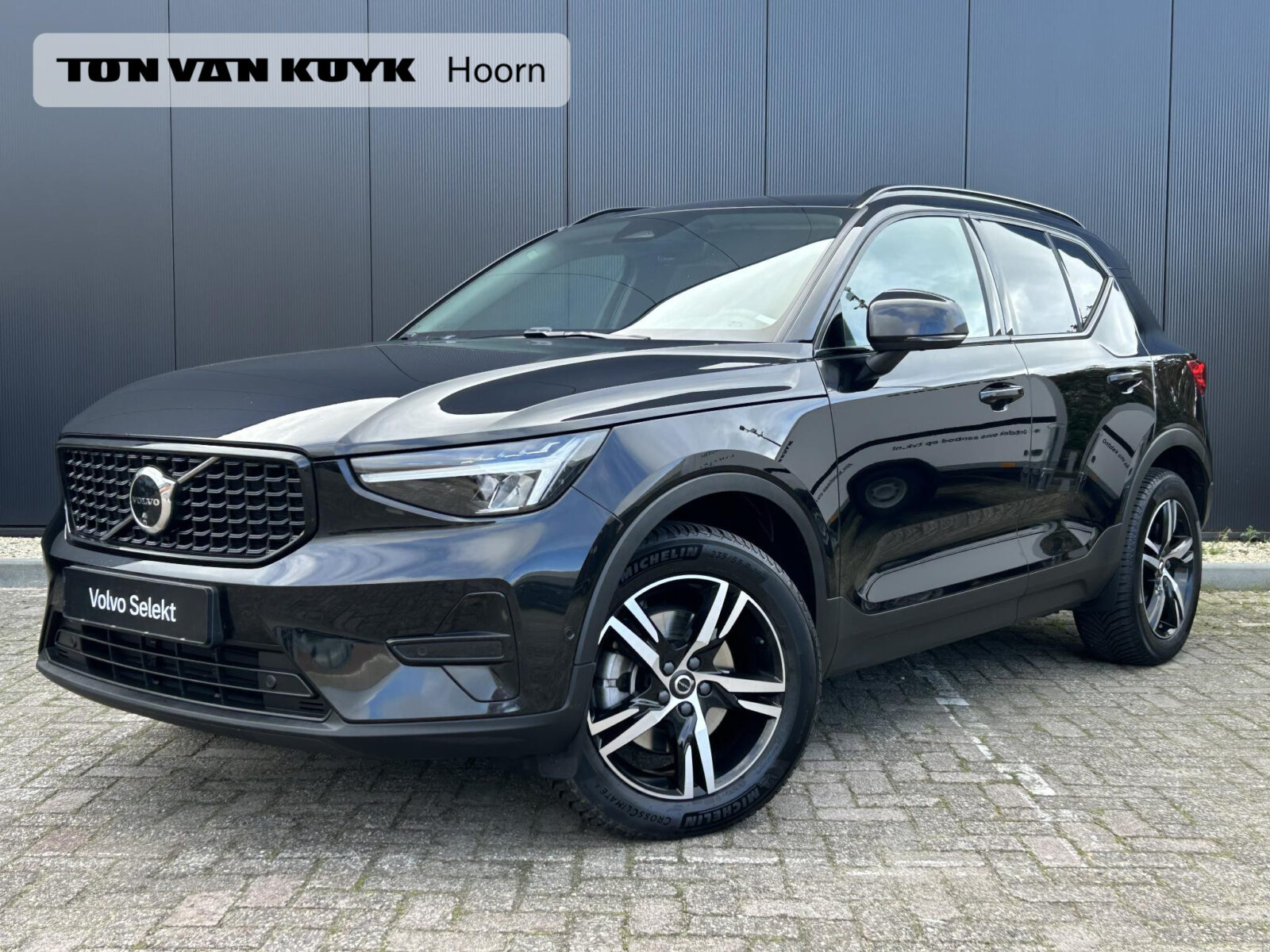 Volvo XC40 - Foto 1