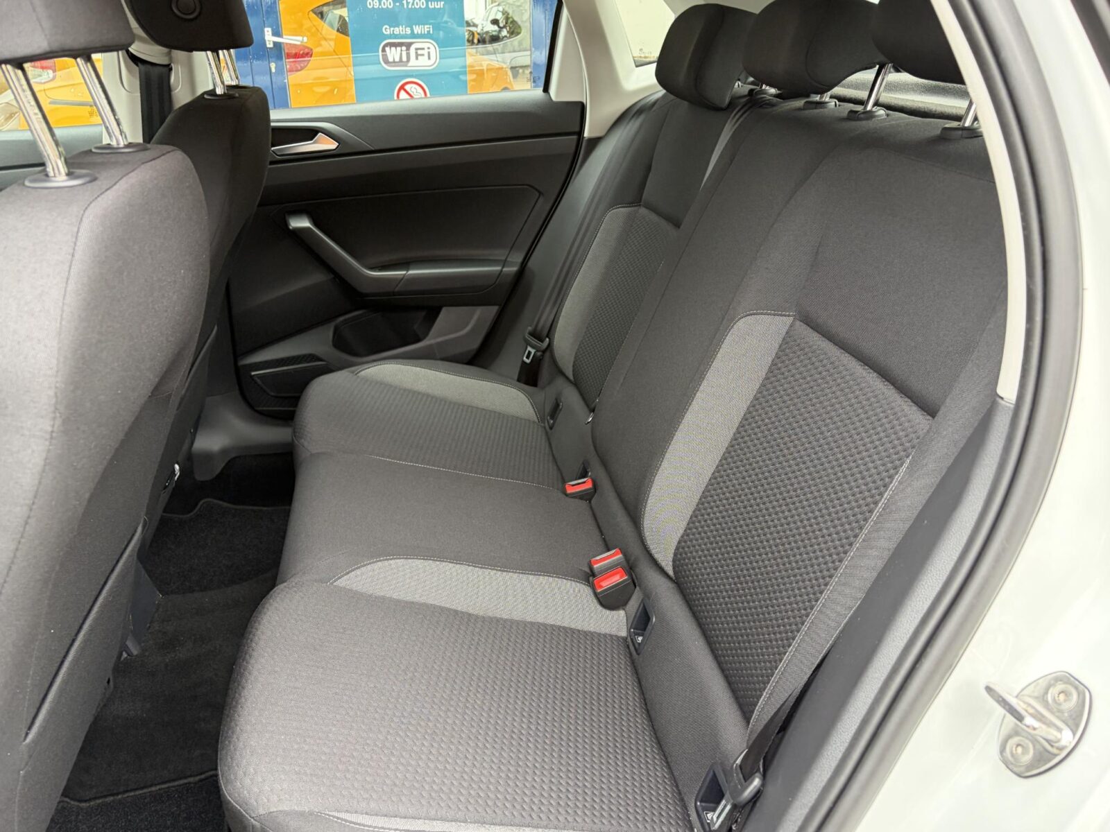 Volkswagen Polo - Foto 13