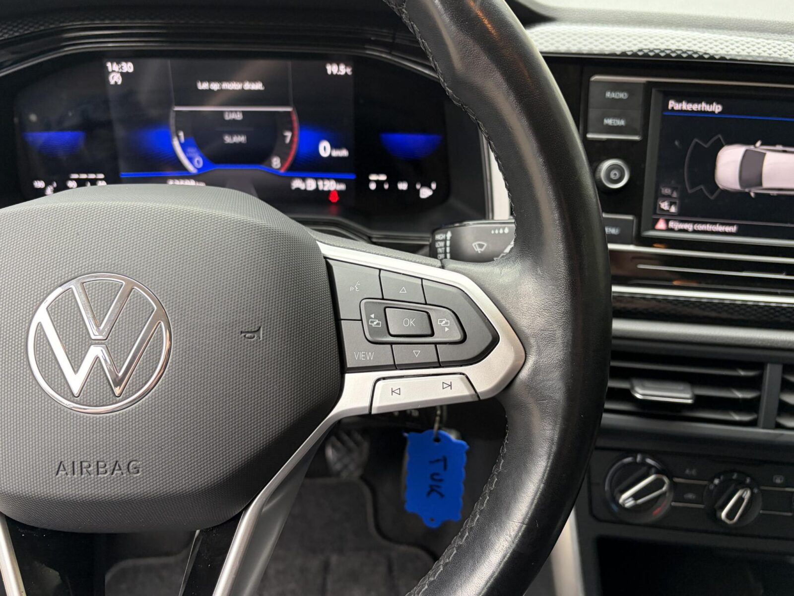 Volkswagen Polo - Foto 18