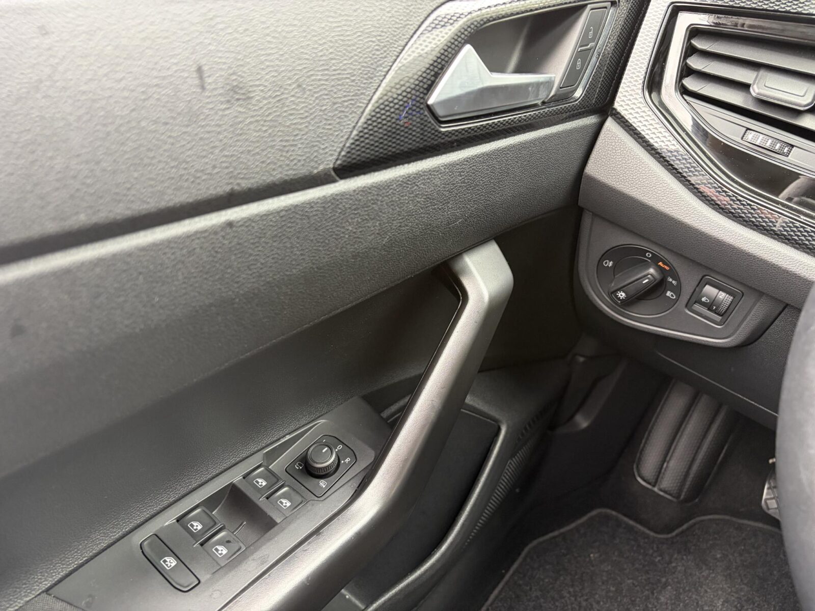 Volkswagen Polo - Foto 27