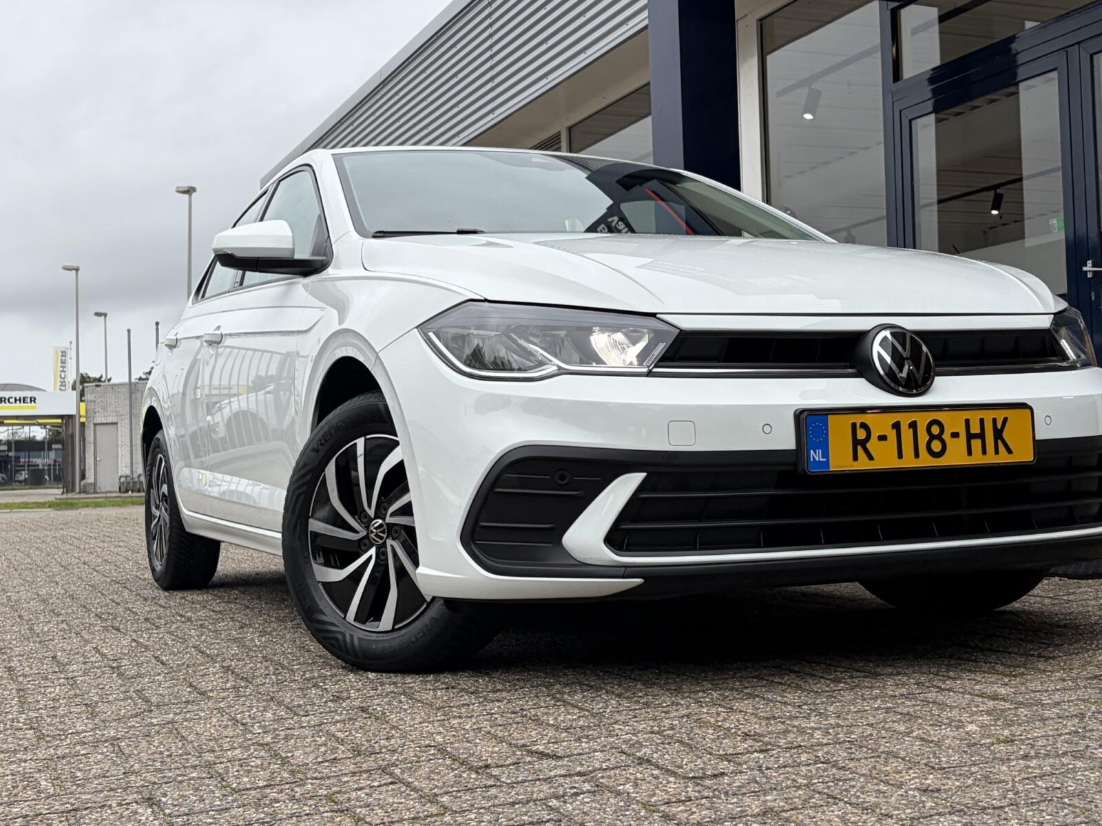 Volkswagen Polo - Foto 9