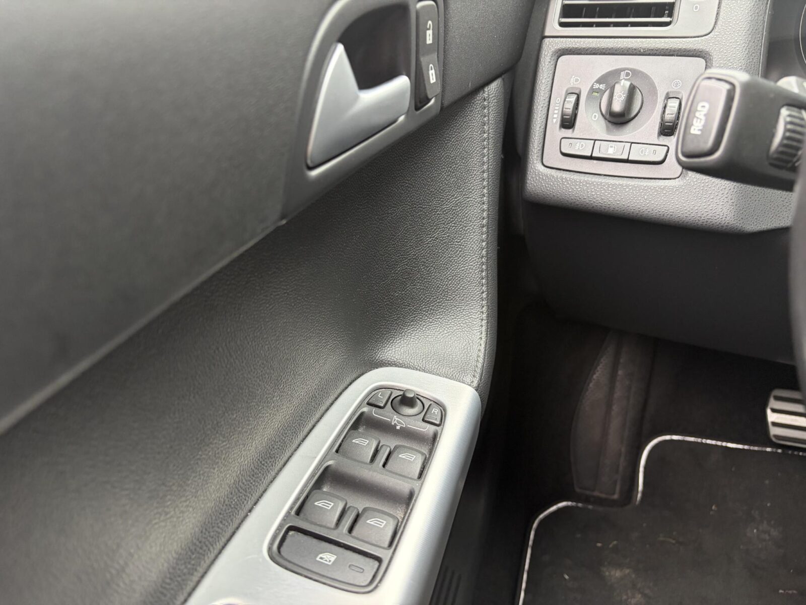 Volvo V50 - Foto 24