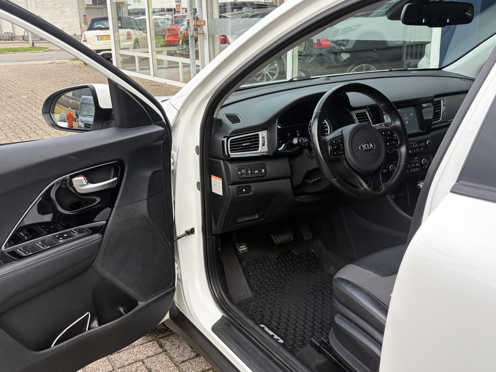 Kia Niro - Foto 10