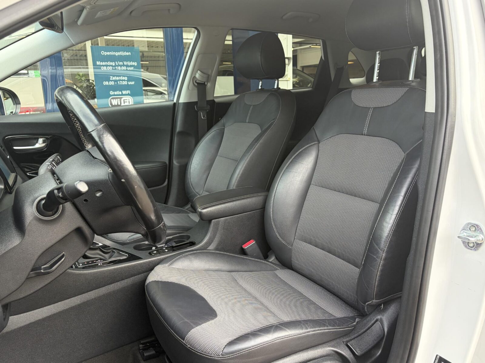 Kia Niro - Foto 12