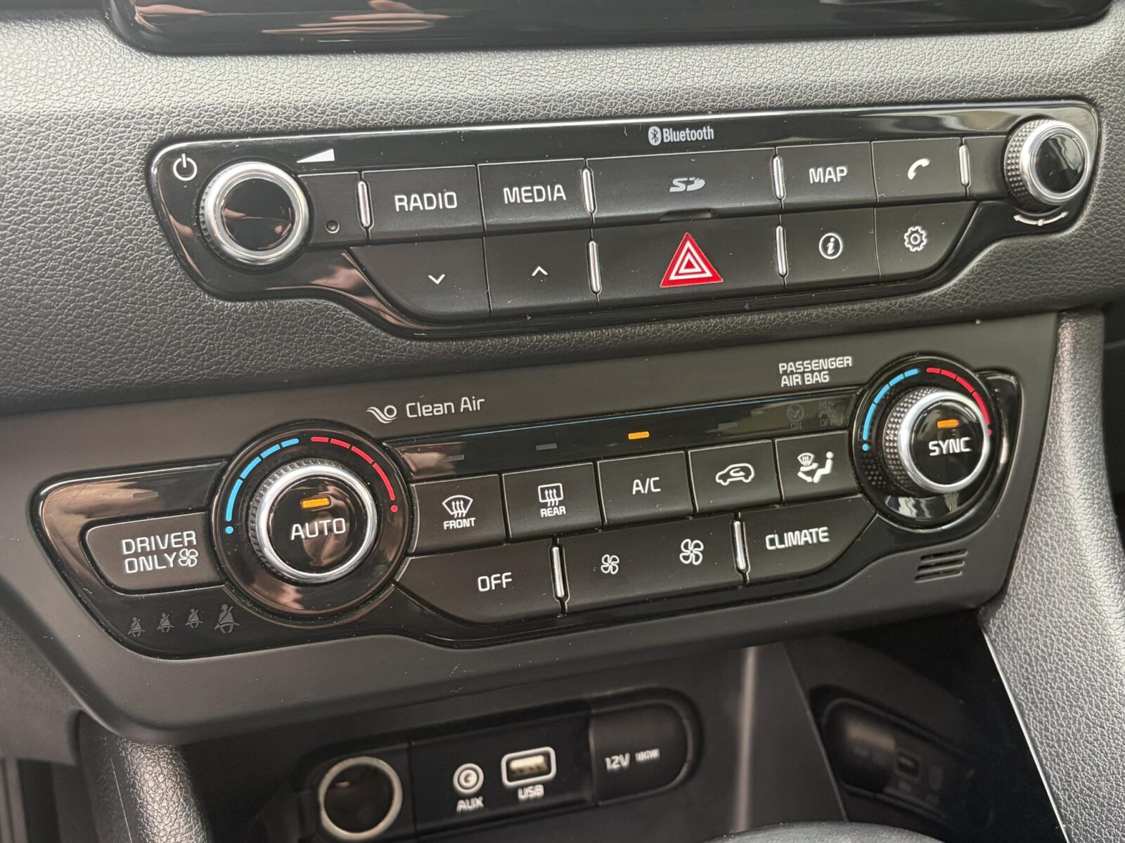 Kia Niro - Foto 24