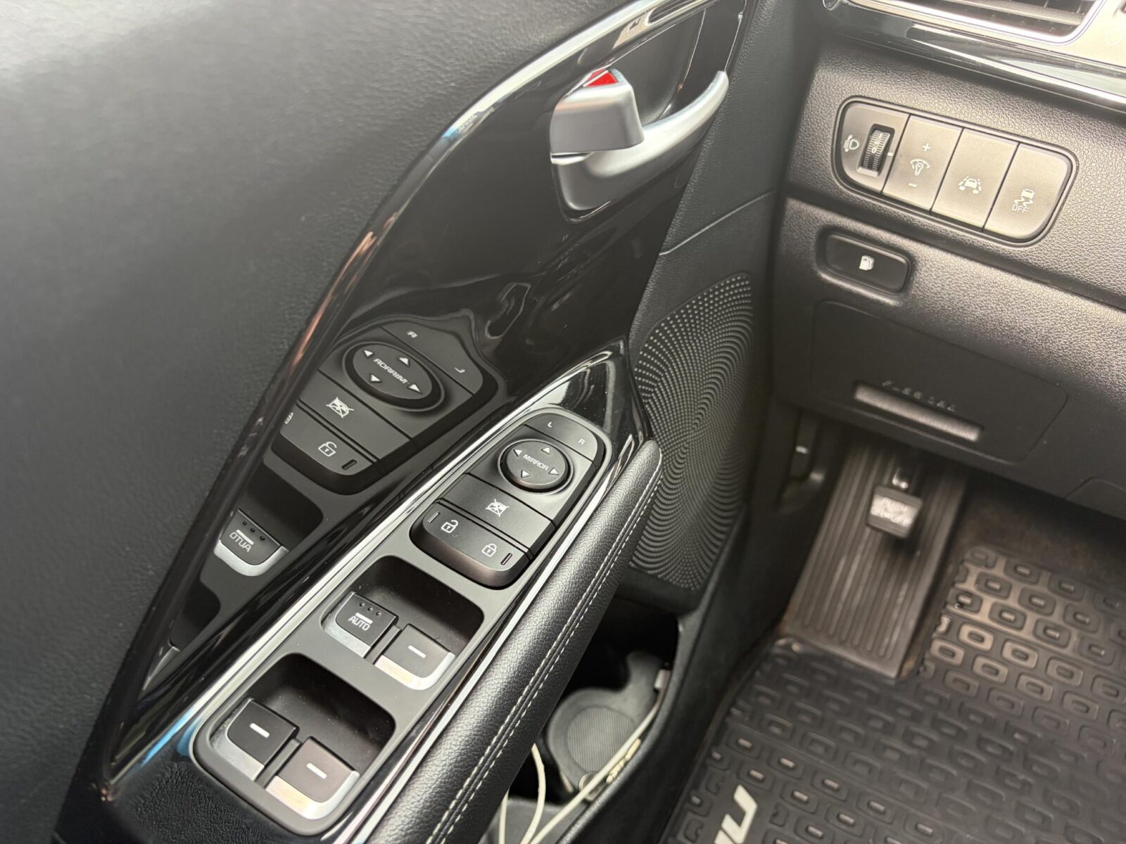 Kia Niro - Foto 30