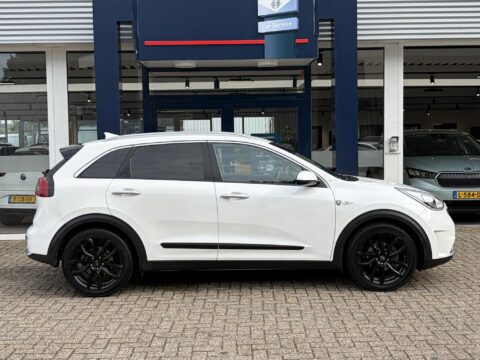 Kia Niro 1.6 GDi Hybrid BusinessLine