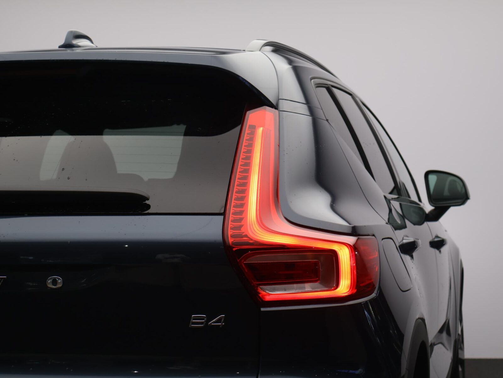 Volvo XC40 - Foto 13