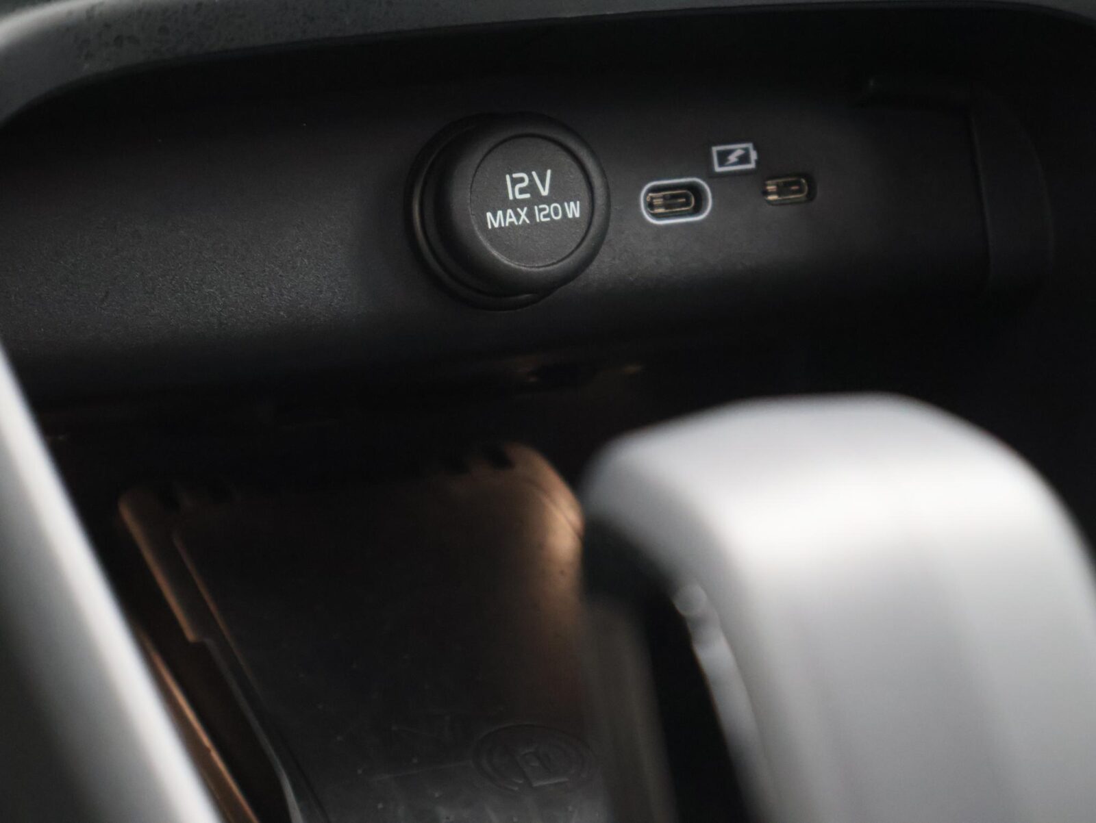 Volvo XC40 - Foto 17
