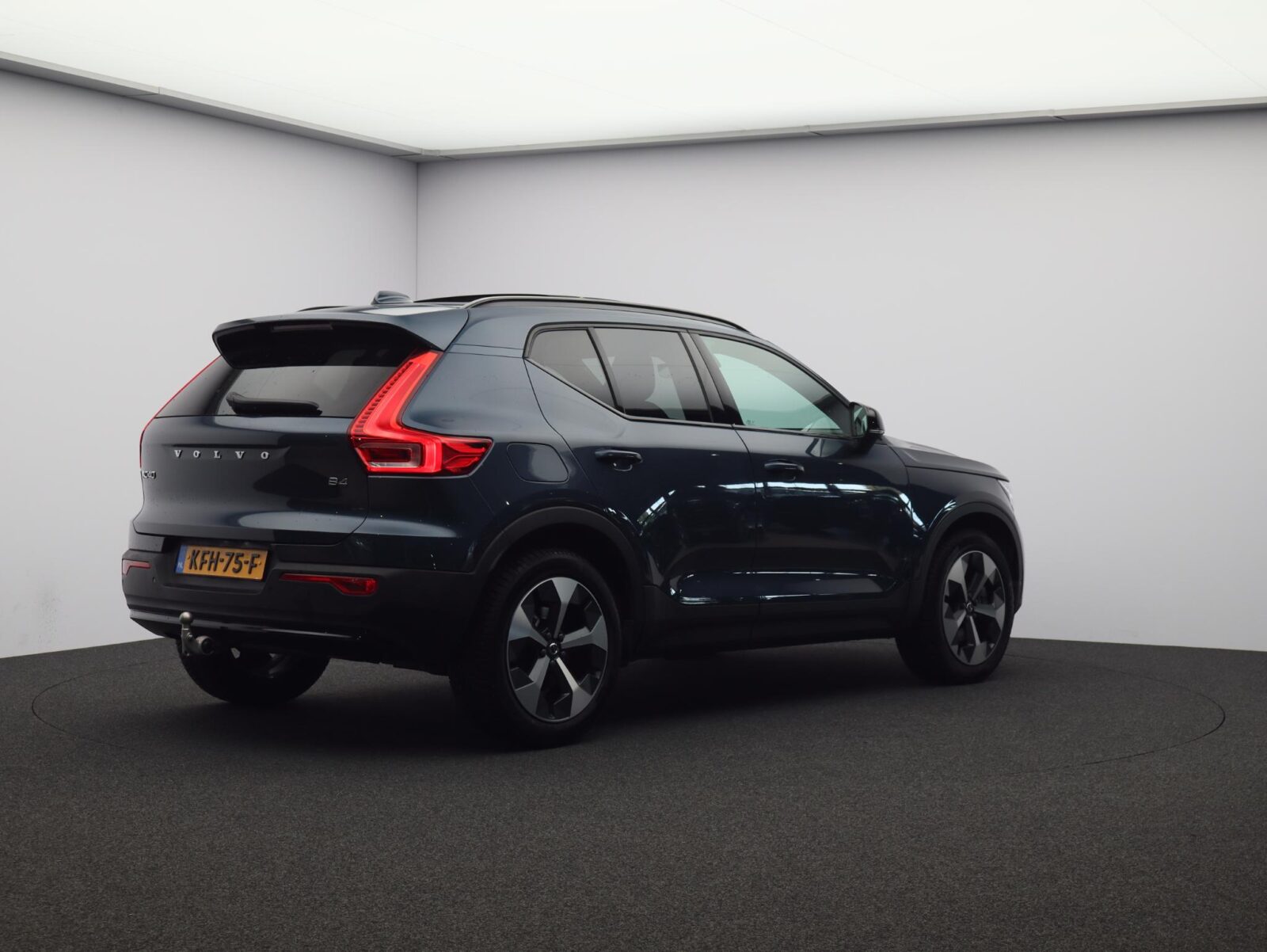 Volvo XC40 - Foto 2