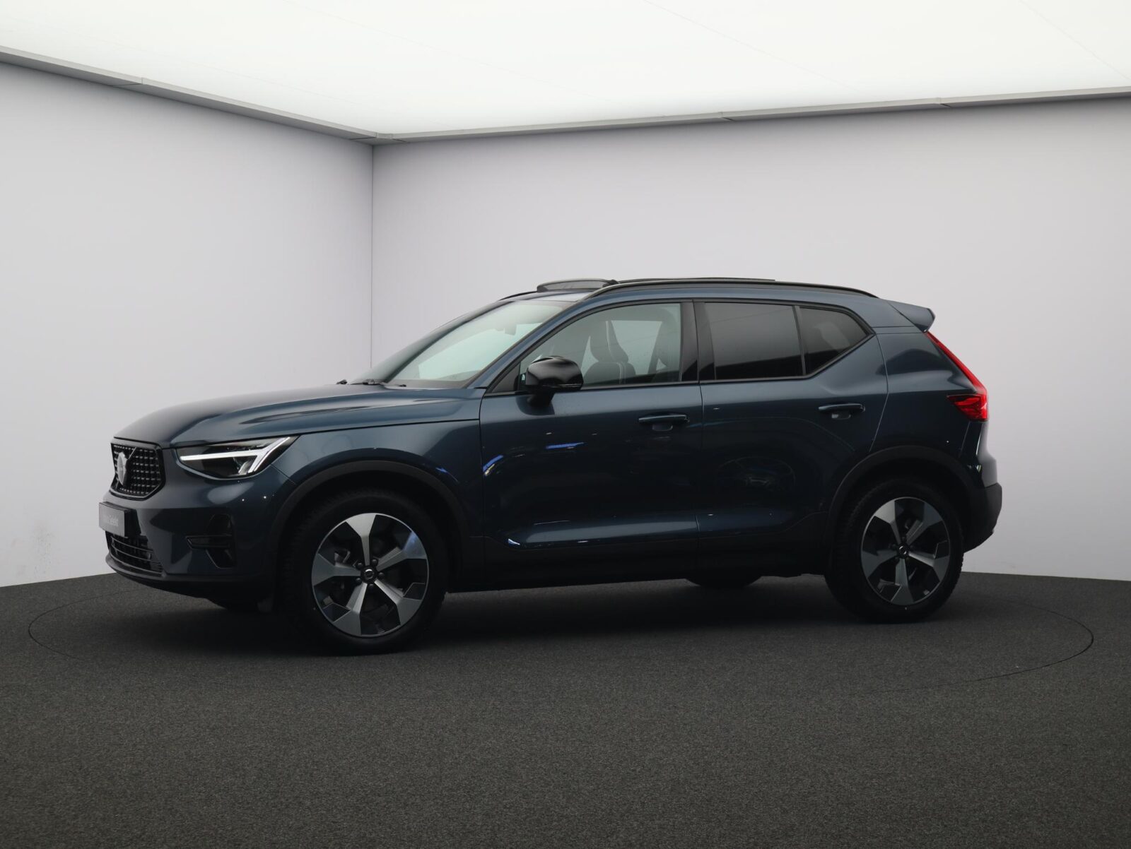 Volvo XC40 - Foto 22