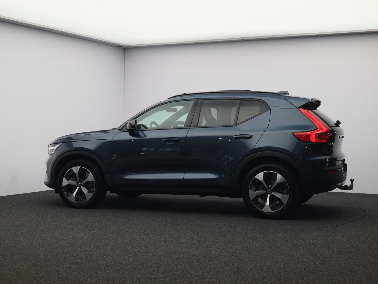 Volvo XC40 - Foto 23