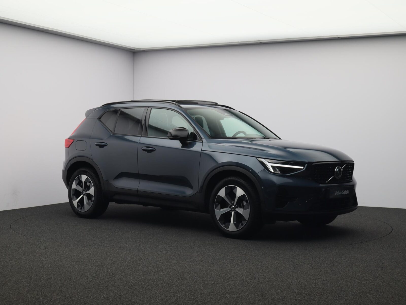Volvo XC40 - Foto 30