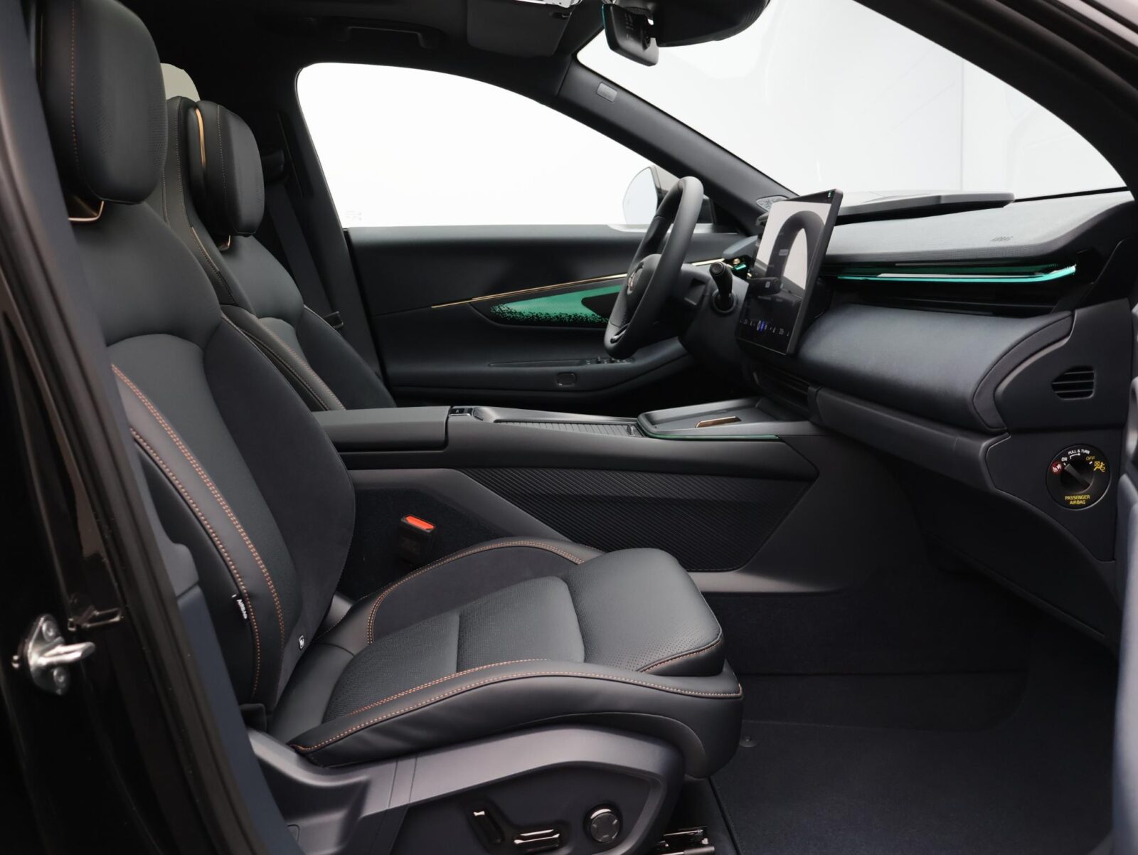 Lynk & Co 08 - Foto 10