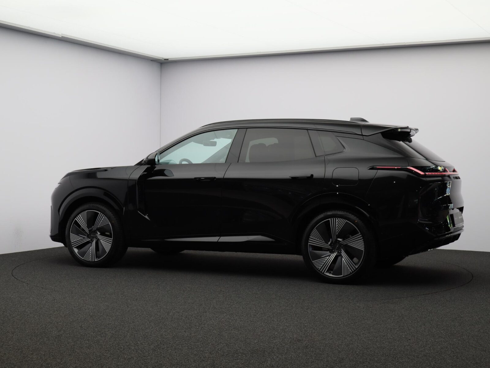 Lynk & Co 08 - Foto 39