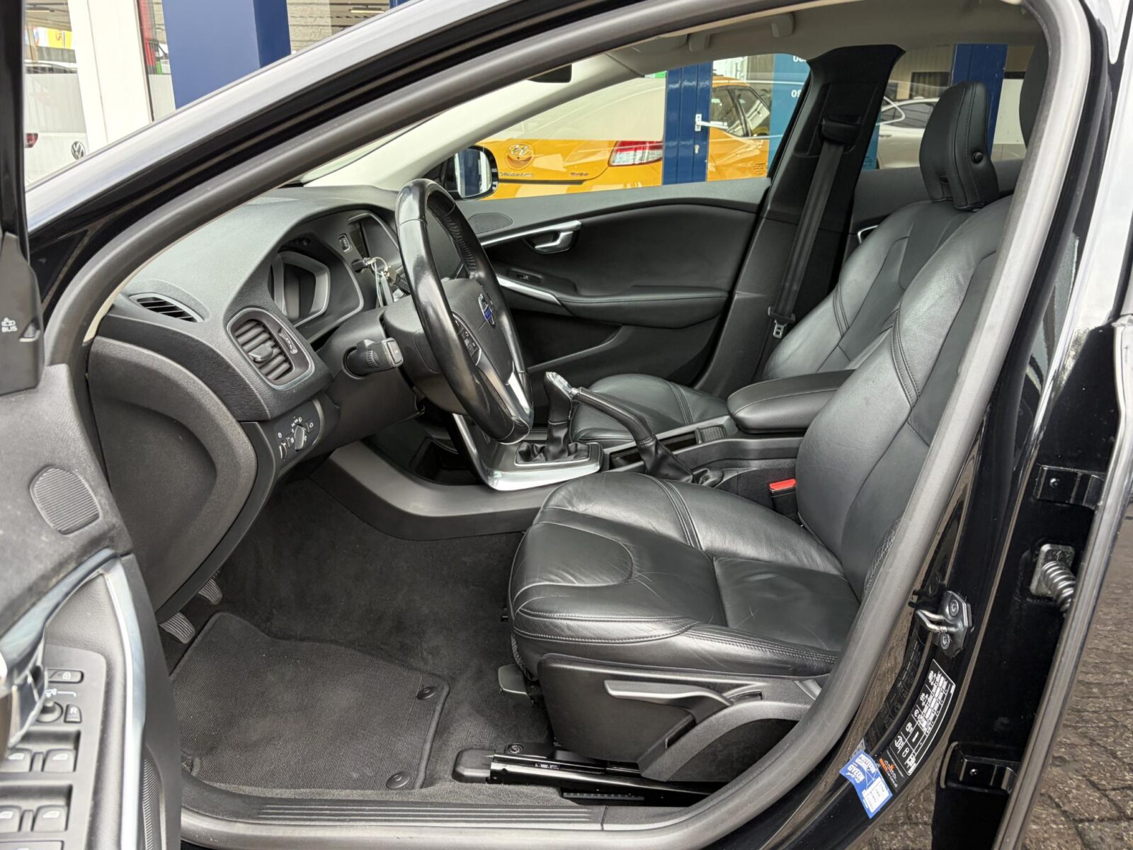 Volvo V40 - Foto 11