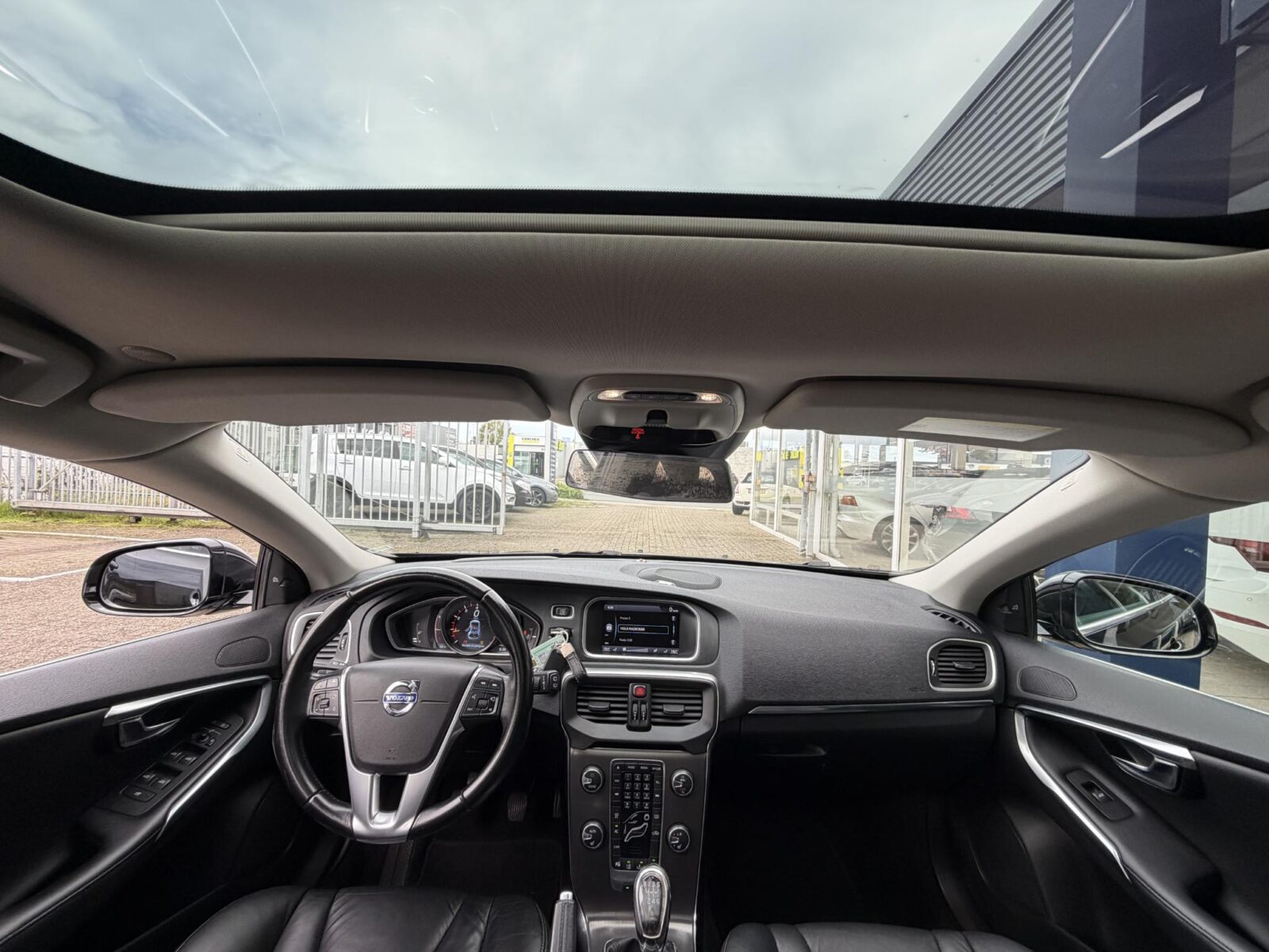Volvo V40 - Foto 15