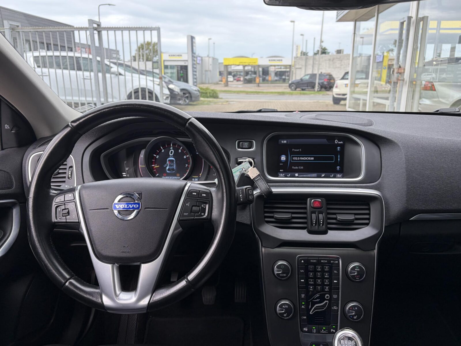 Volvo V40 - Foto 16