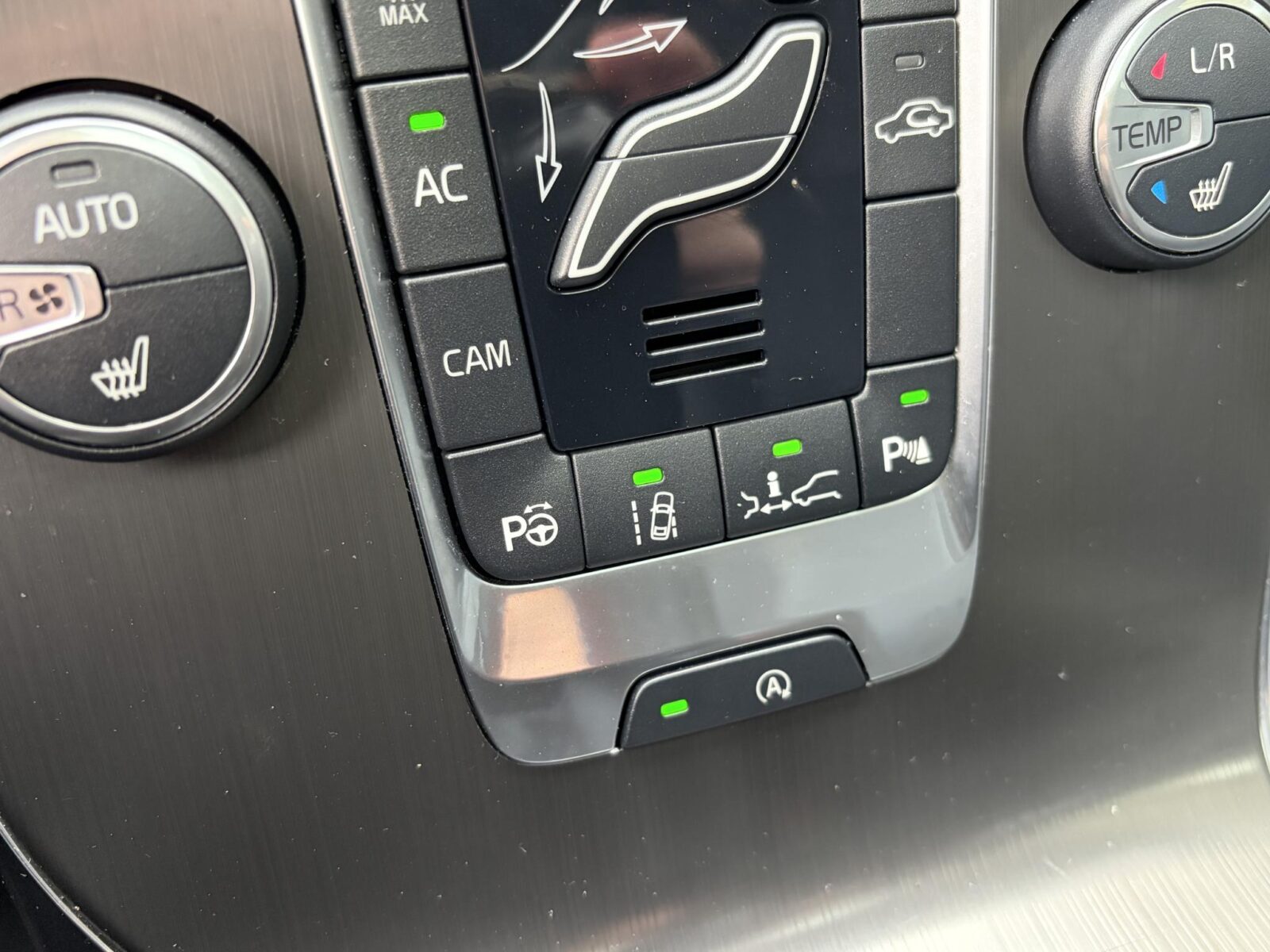 Volvo V40 - Foto 25