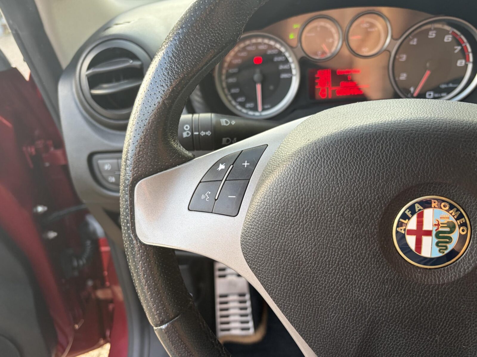 Alfa Romeo MiTo - Foto 14