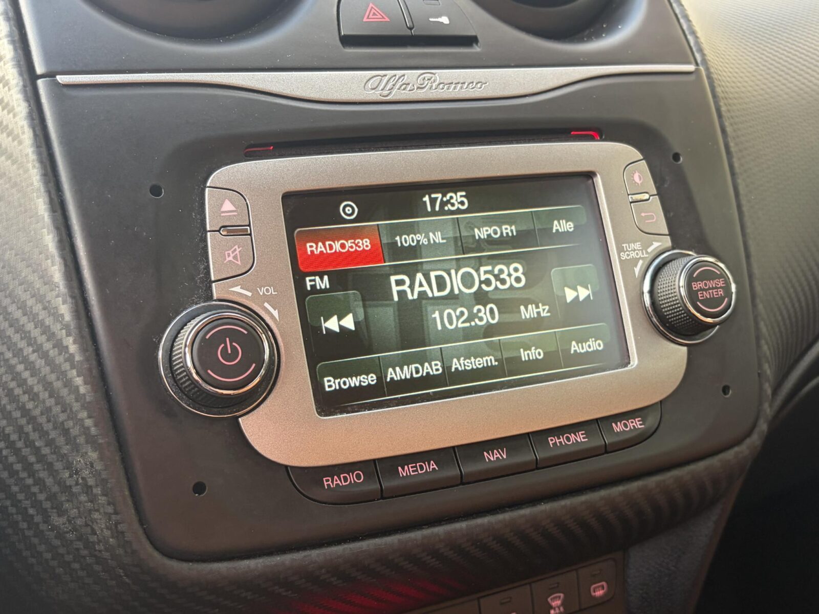 Alfa Romeo MiTo - Foto 19
