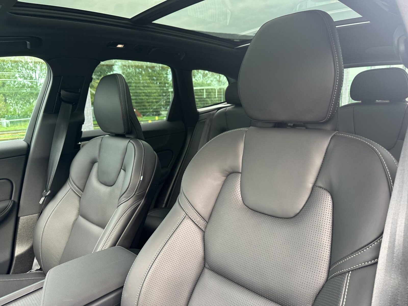 Volvo XC60 - Foto 12