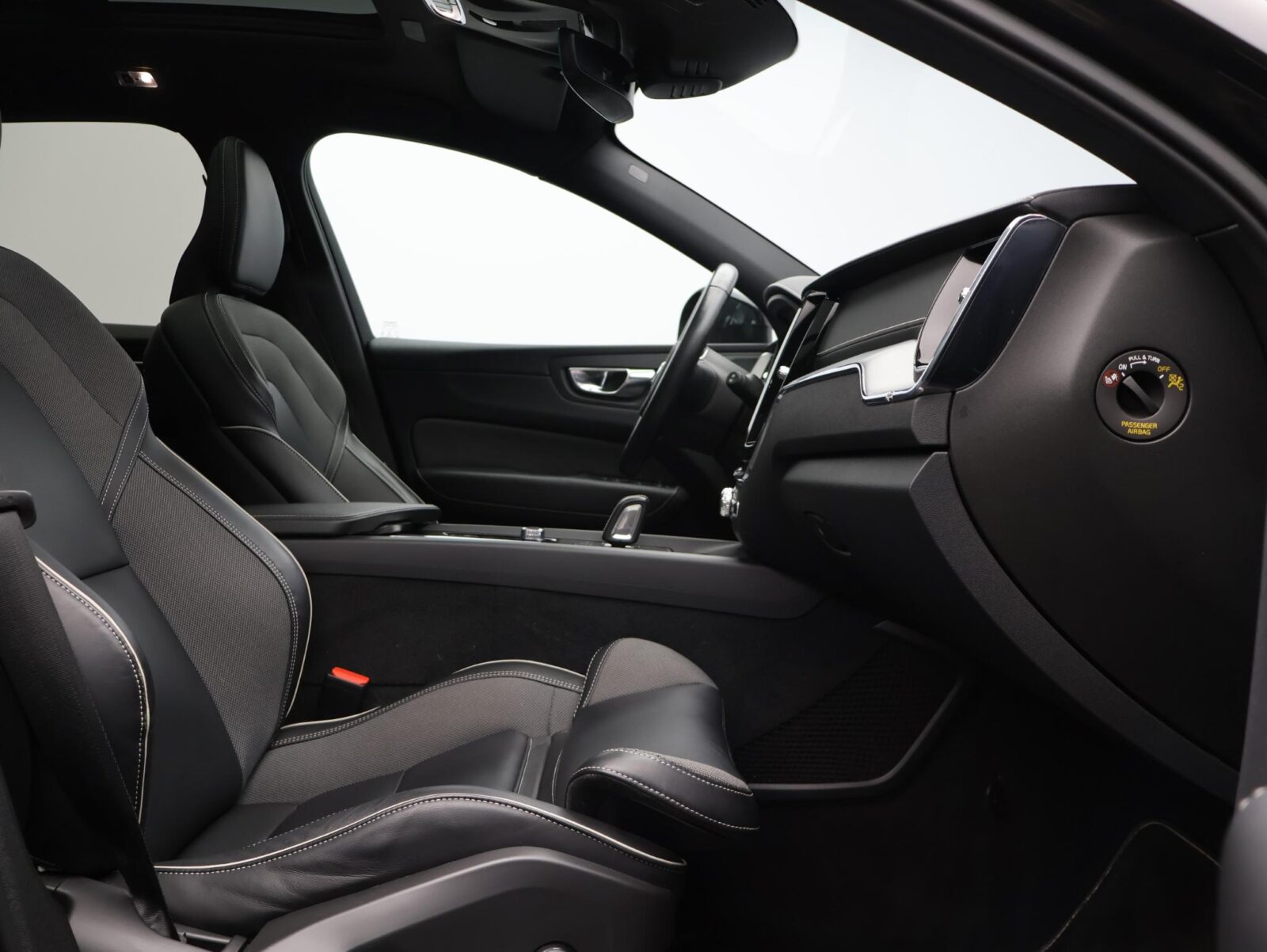Volvo XC60 - Foto 10