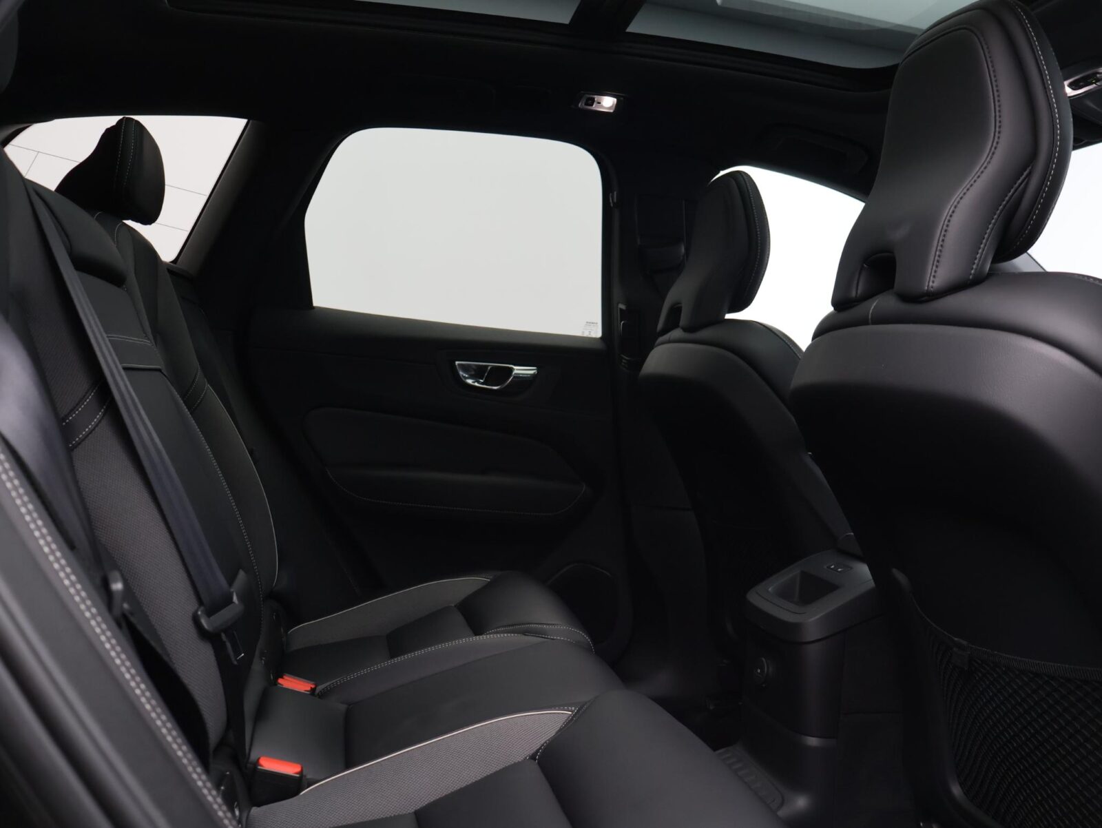 Volvo XC60 - Foto 11