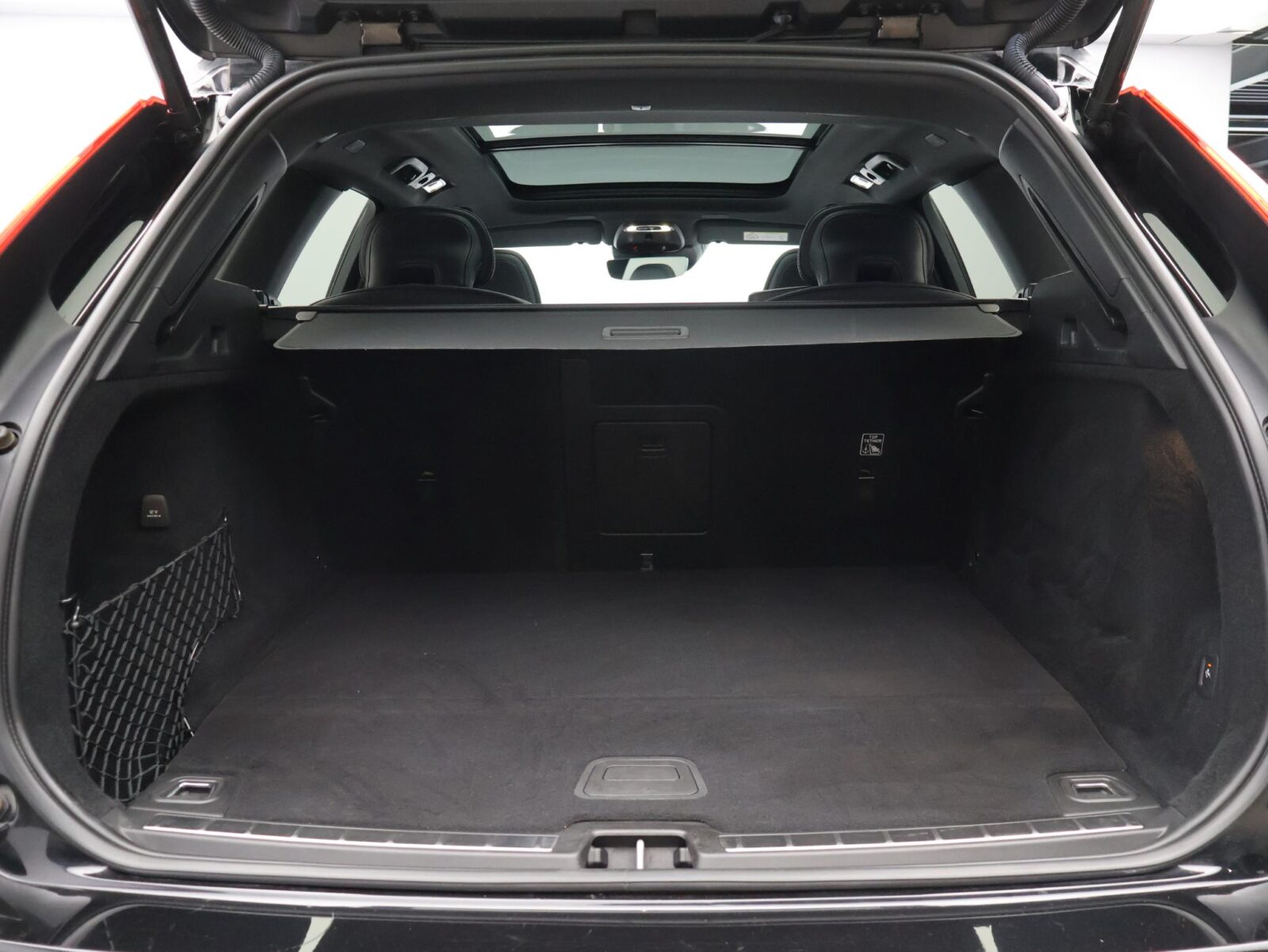 Volvo XC60 - Foto 21