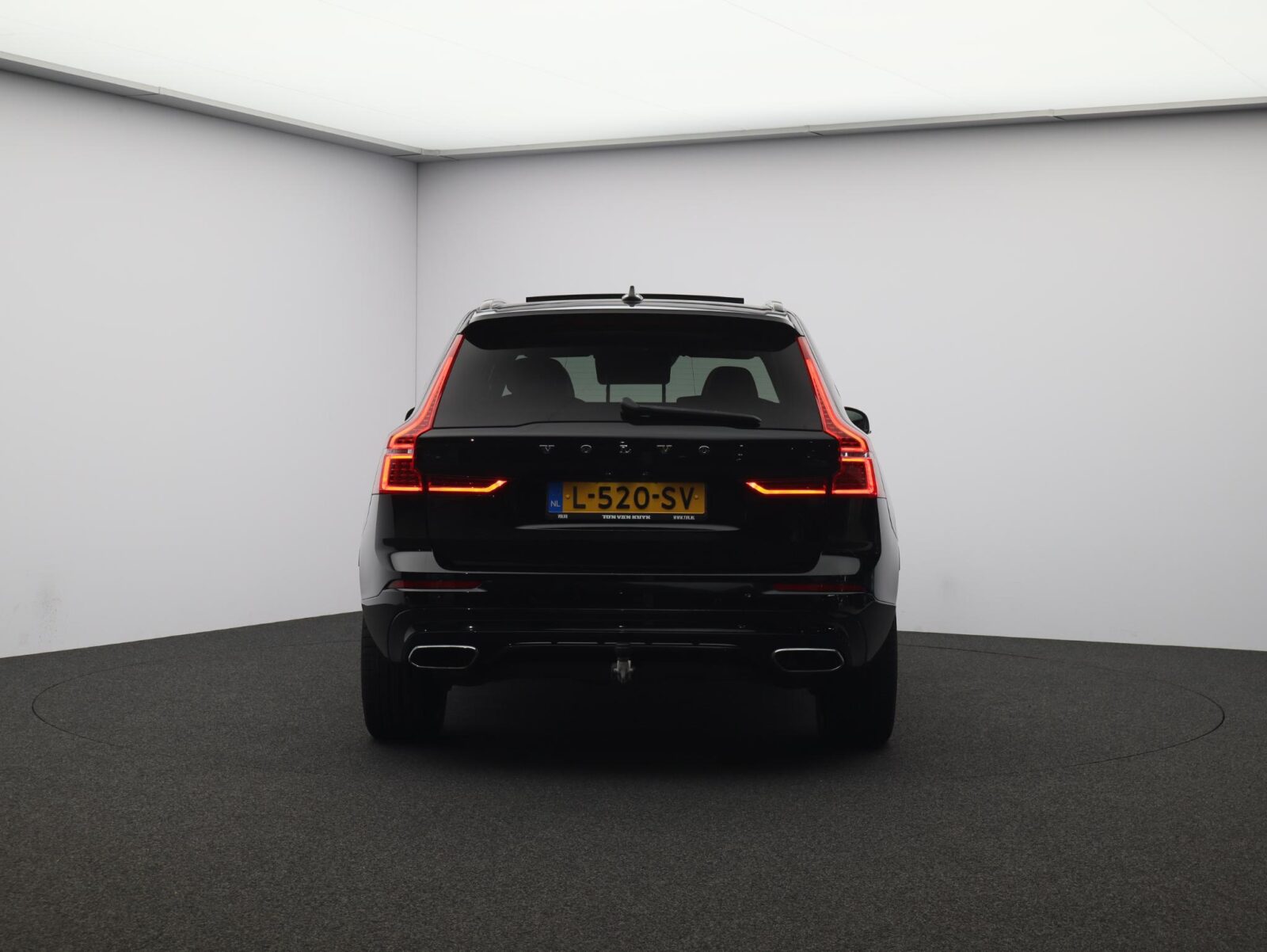 Volvo XC60 - Foto 33