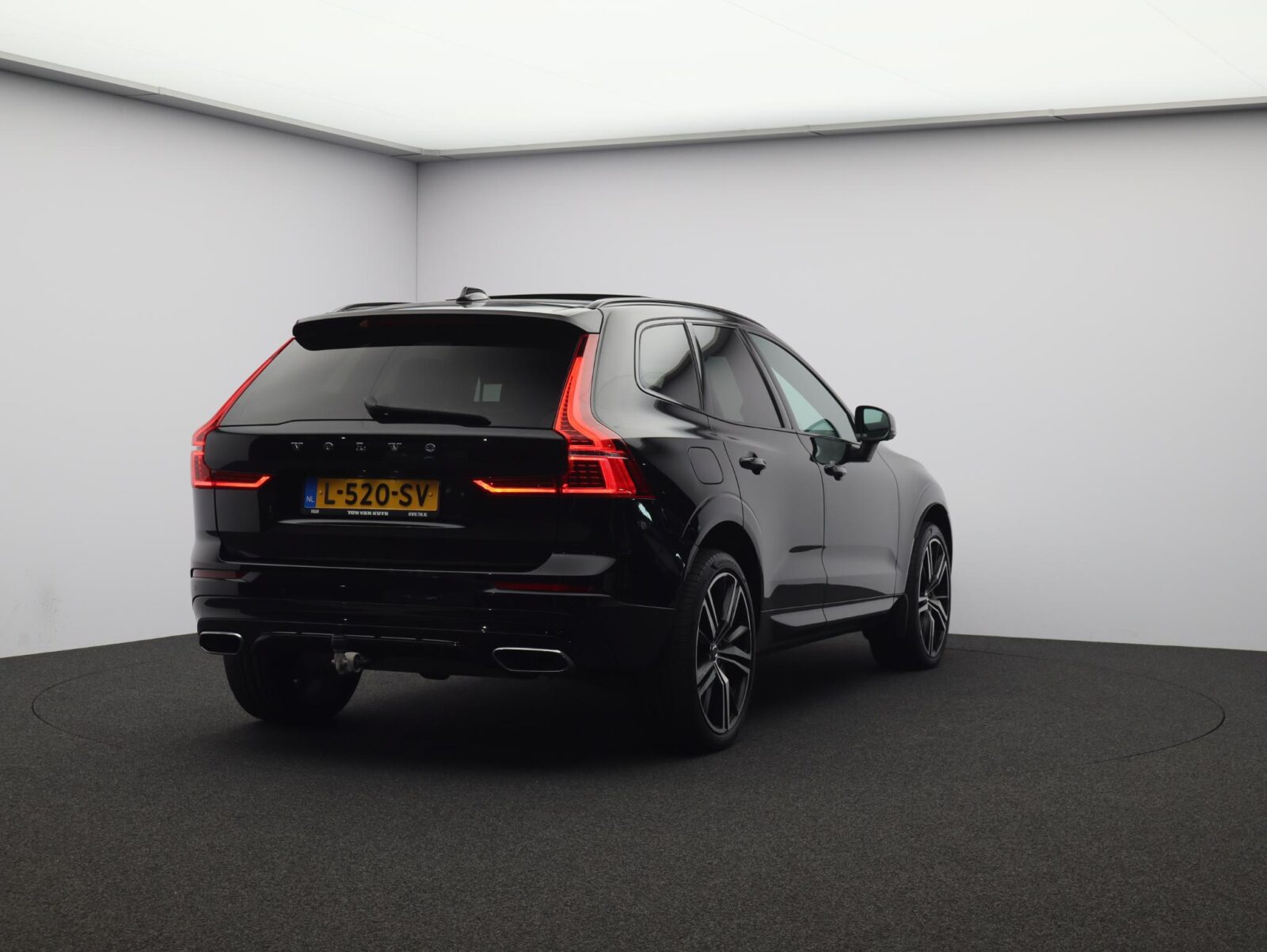 Volvo XC60 - Foto 34