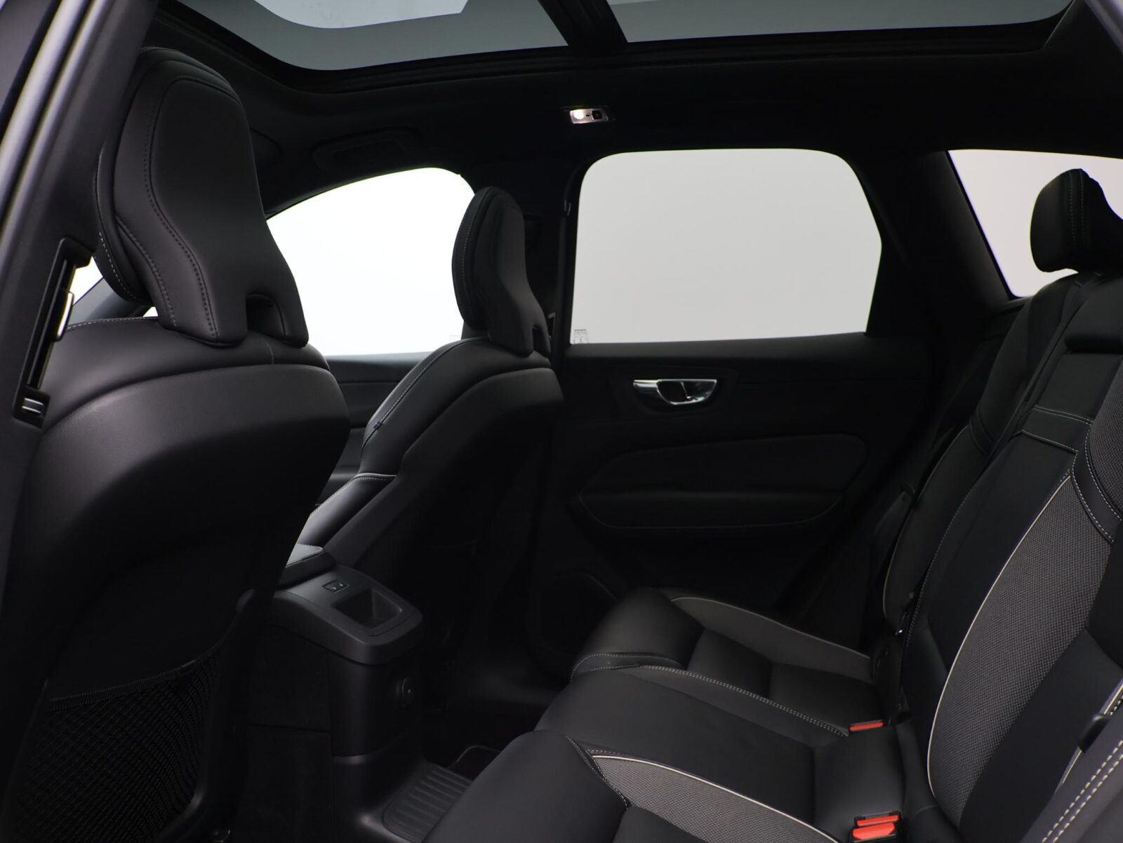 Volvo XC60 - Foto 8