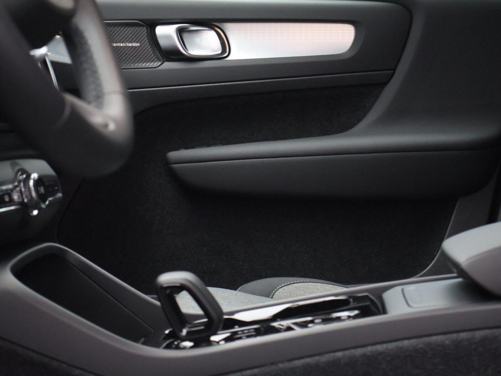 Volvo XC40 - Foto 15
