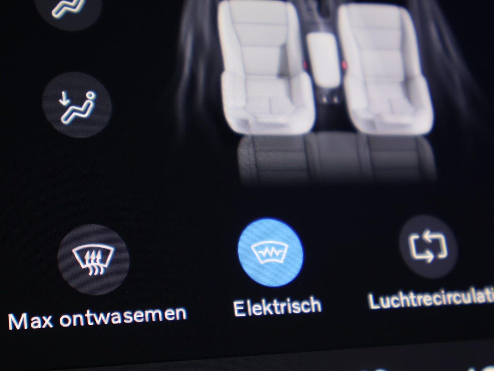 Volvo XC40 - Foto 22