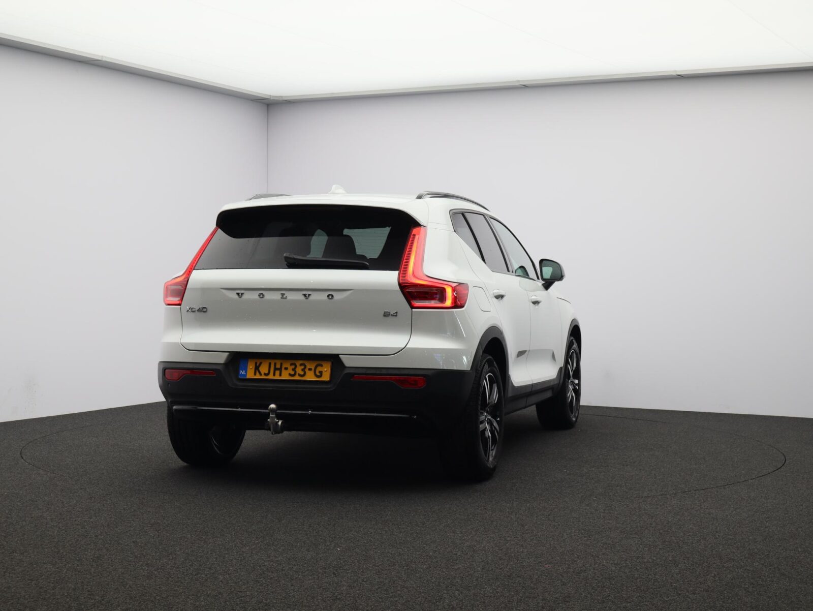 Volvo XC40 - Foto 28