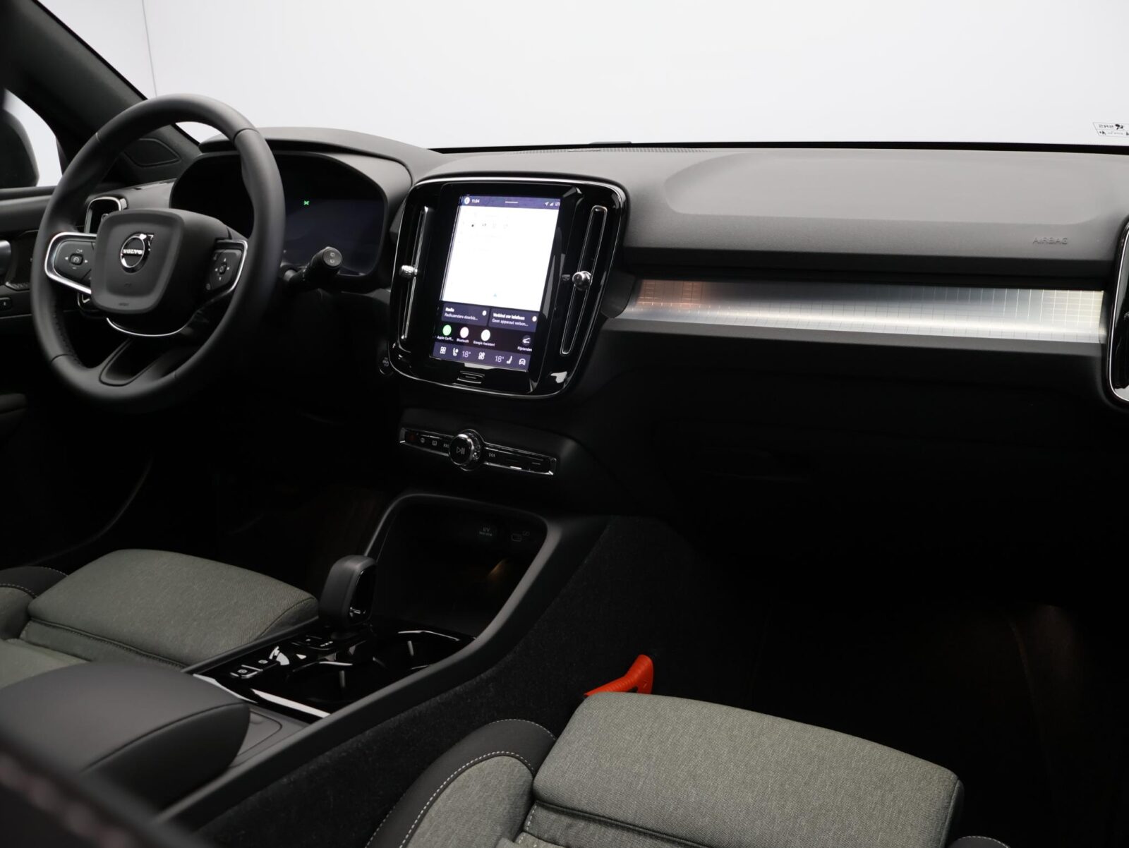Volvo XC40 - Foto 3