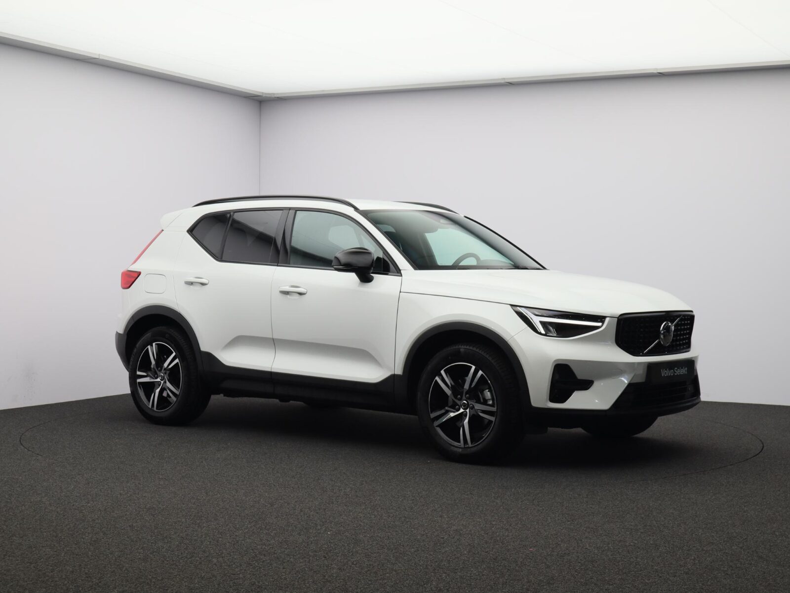 Volvo XC40 - Foto 30