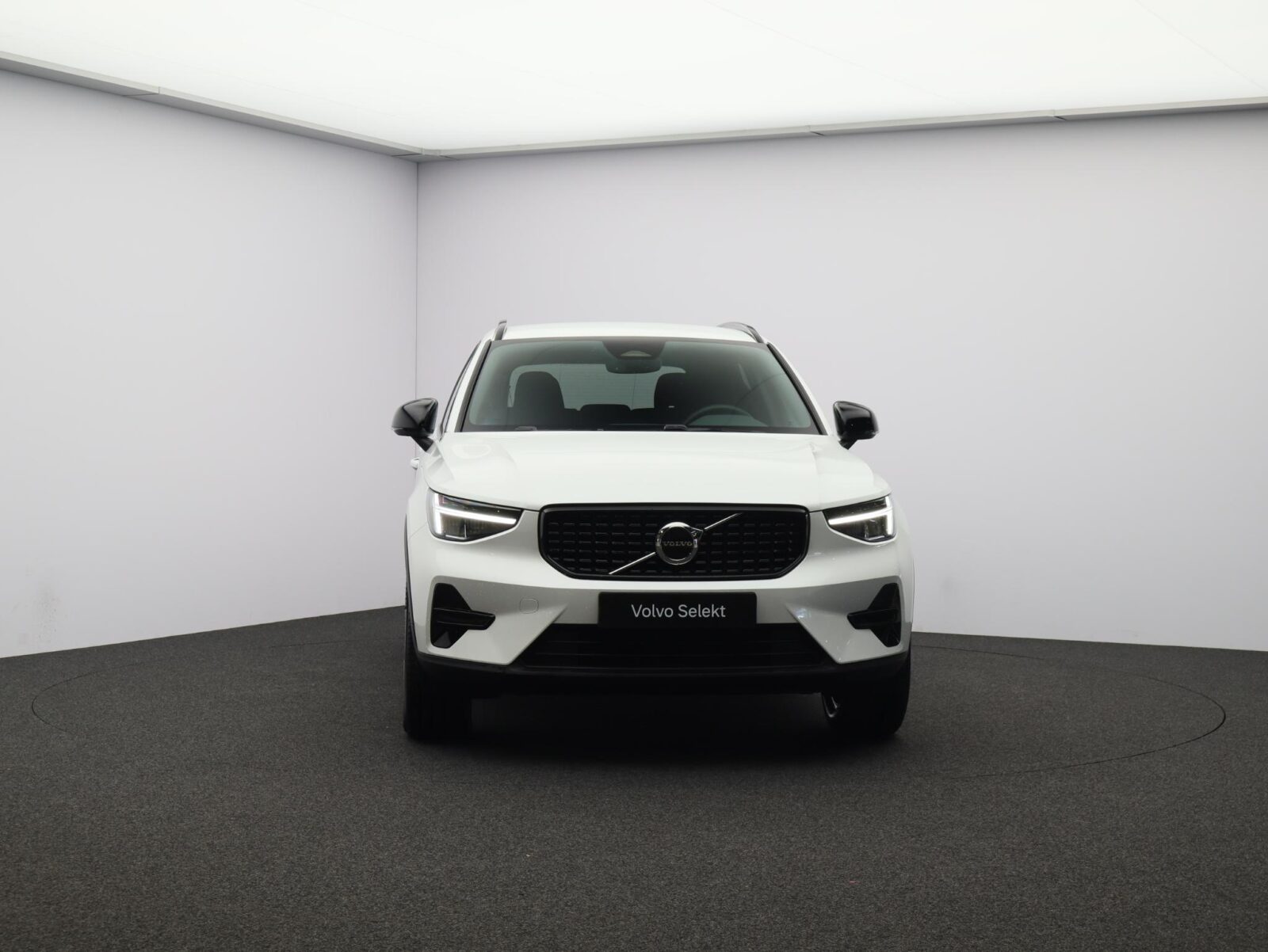 Volvo XC40 - Foto 32