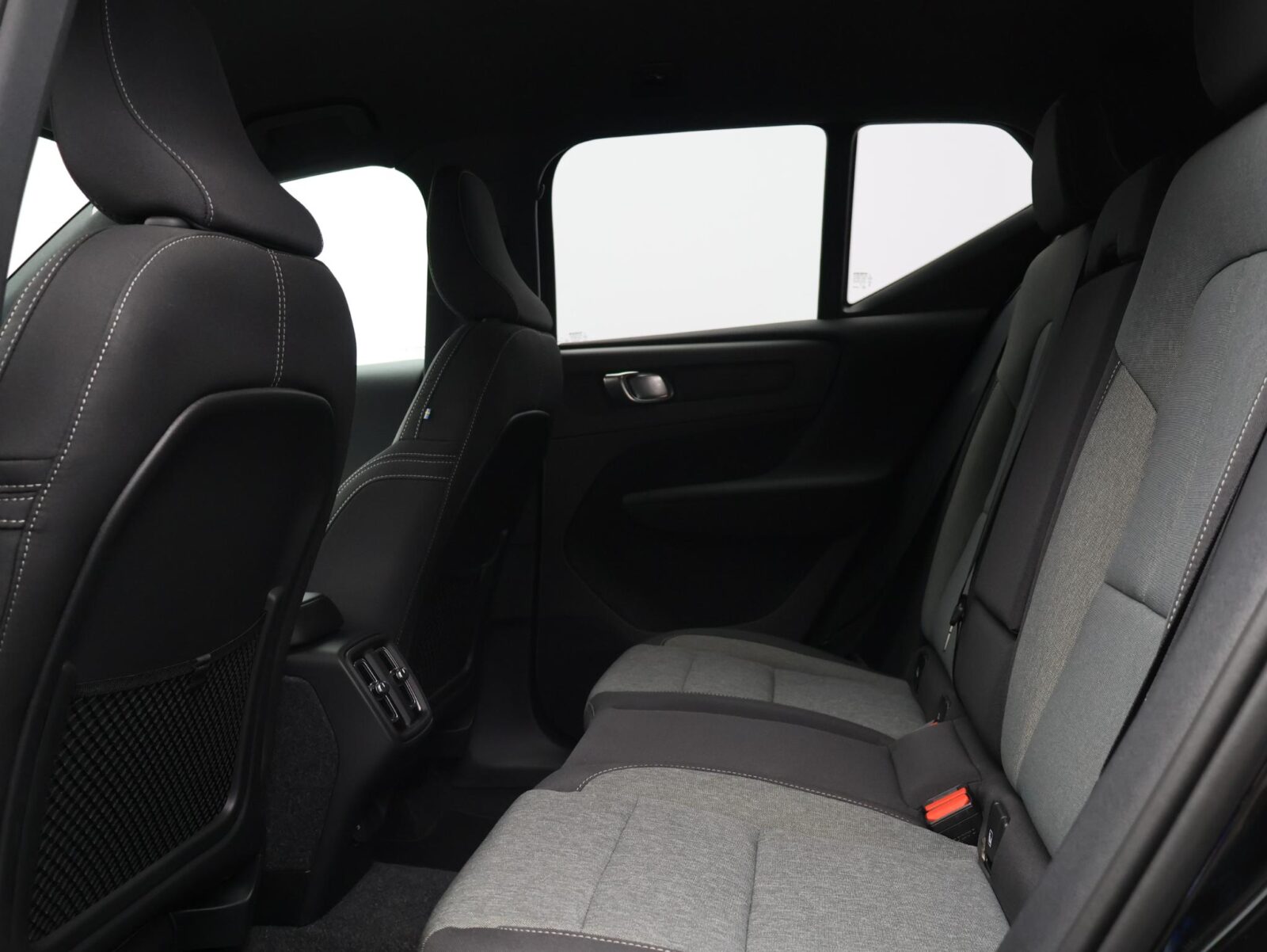 Volvo XC40 - Foto 7